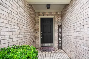 102 Blue Skies Ct, La Marque, TX 77568 - Photo 4
