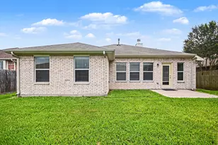 102 Blue Skies Ct, La Marque, TX 77568 - Photo 26