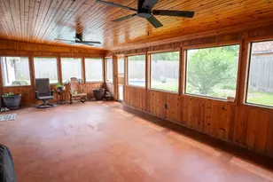 12814 Eastbrook Dr, Houston, TX 77013 - Photo 16