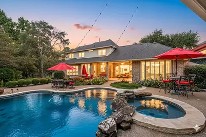 31 Lenox Hill Court, The Woodlands, TX 77382 - Photo 2