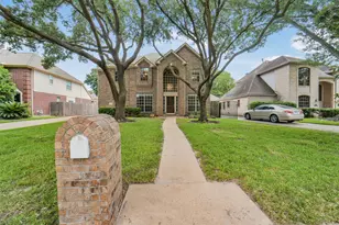 14958 Royal Birkdale St, Houston, TX 77095 - Photo 2