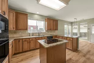 14958 Royal Birkdale St, Houston, TX 77095 - Photo 12