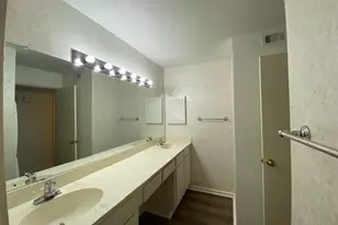 1100 Augusta Dr, Houston, TX 77057 - Photo 20