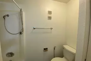 1100 Augusta Dr, Houston, TX 77057 - Photo 22