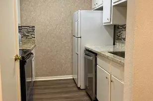 1100 Augusta Dr, Houston, TX 77057 - Photo 16