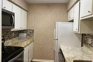 1100 Augusta Dr, Houston, TX 77057 - Photo 10