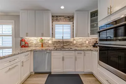 14539 Broadgreen Drive, Houston, TX 77079 - Photo 14