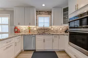 14539 Broadgreen Dr, Houston, TX 77079 - Photo 14