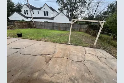 4809 W 43rd Street, Houston, TX 77092 - Photo 16