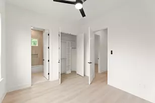 308 E 35th St, Houston, TX 77018 - Photo 26