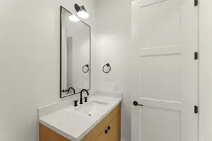 308 E 35th St, Houston, TX 77018 - Photo 24