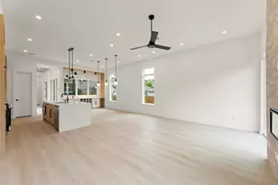 308 E 35th St, Houston, TX 77018 - Photo 6