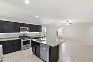 23714 Shortleaf Pine Dr, Tomball, TX 77375 - Photo 10