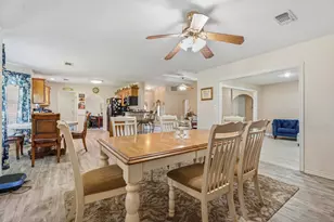 7803 Prairie St, Hitchcock, TX 77563 - Photo 10