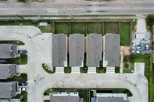 12808 Cozumel Ln, Houston, TX 77045 - Photo 22