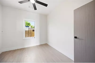 4216 Dreyfus Street, Houston, TX 77021 - Photo 12