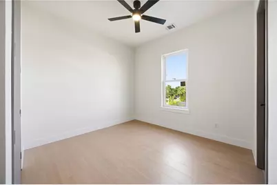 4216 Dreyfus Street, Houston, TX 77021 - Photo 6