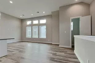 5902 Gardendale Dr, Houston, TX 77092 - Photo 2