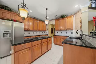 5315 April Run Ct, Sugar Land, TX 77479 - Photo 16
