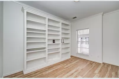 1931 Woodbury Street, Houston, TX 77030 - Photo 32