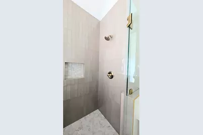 1931 Woodbury Street, Houston, TX 77030 - Photo 24