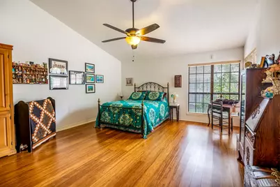 1401 Avenue O #H, Huntsville, TX 77340 - Photo 6