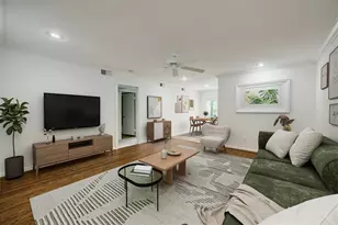 8277 Kingsbrook Rd, Houston, TX 77024 - Photo 2