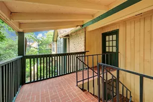 8277 Kingsbrook Rd, Houston, TX 77024 - Photo 18