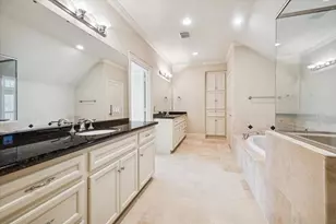 4732 Banning Dr, Houston, TX 77027 - Photo 18