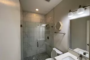 5306 Eigel St, Houston, TX 77007 - Photo 20