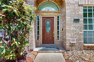 9222 Symphonic Ln, Houston, TX 77040 - Photo 4