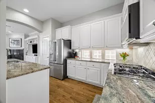 922 Fisher St, Houston, TX 77018 - Photo 10