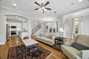 922 Fisher St, Houston, TX 77018 - Photo 6