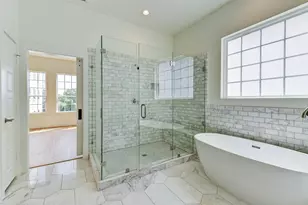 2516 Ohsfeldt St, Houston, TX 77008 - Photo 22