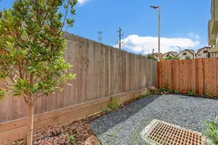 2516 Ohsfeldt St, Houston, TX 77008 - Photo 24