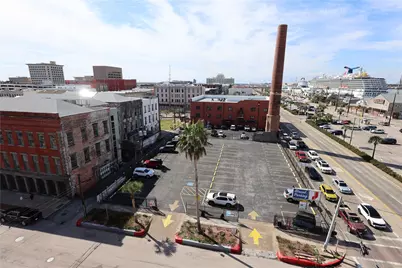 1927 Harborside Drive #302, Galveston, TX 77550 - Photo 4
