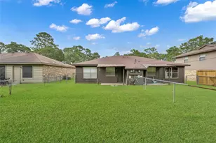 1605 Hazelwood St, Conroe, TX 77301 - Photo 24