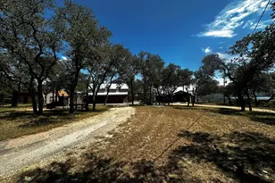 6300 Paradise Manor Cir, Marble Falls, TX 78654 - Photo 16