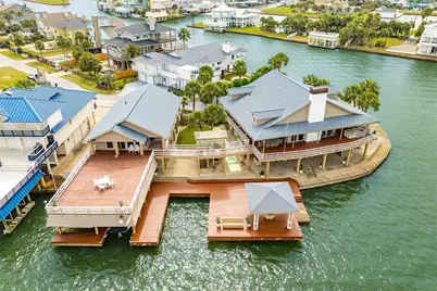 4107 W Bayside Way, Jamaica Beach, TX 77554 - Photo 2
