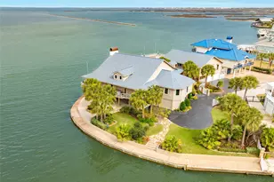 4107 W Bayside Way, Jamaica Beach, TX 77554 - Photo 4