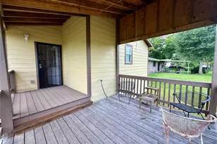 1002 W 2nd St, El Campo, TX 77437 - Photo 24