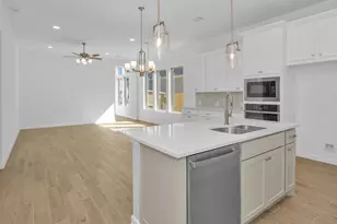 8939 Moose Trl, Manvel, TX 77578 - Photo 2