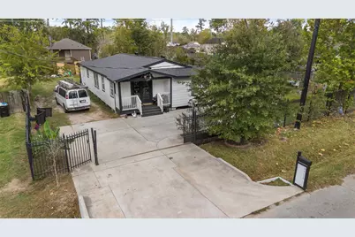 8013 Talton Street, Houston, TX 77028 - Photo 10