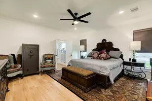 217 Arrowhead Dr, Lake Jackson, TX 77566 - Photo 18