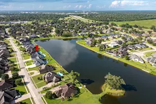 217 Arrowhead Dr, Lake Jackson, TX 77566 - Photo 40