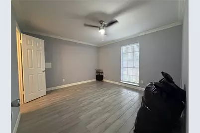 7703 Moonmist #B, Houston, TX 77036 - Photo 6
