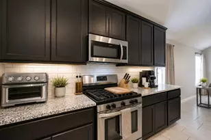614 Harvest Bluff Dr, Rosharon, TX 77583 - Photo 8