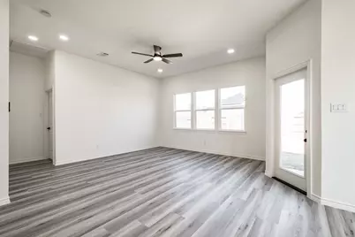 10391 Woodhill Spa Lane, Cleveland, TX 77327 - Photo 18