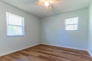 314 Normagene St, Livingston, TX 77351 - Photo 6