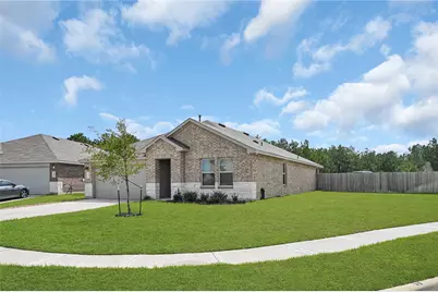 18502 N Portbec Court, New Caney, TX 77357 - Photo 2